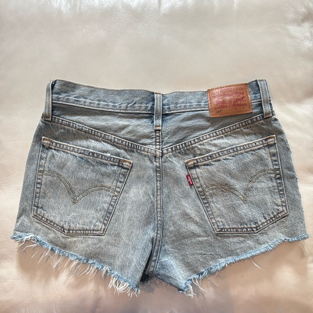 Levi's Distressed Denim 501 Shorts, Size 27 - Picture 8 of 12